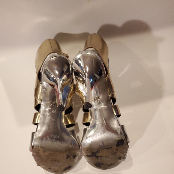 Kenneth Cole High Heels - Picture 7 of 8